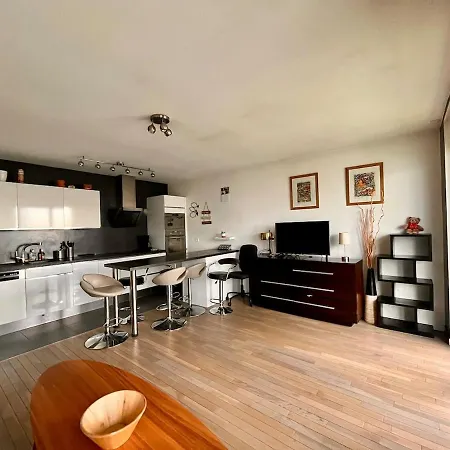 La Defense Panoramic Terrace And Parking Apartment Courbevoie Exterior photo